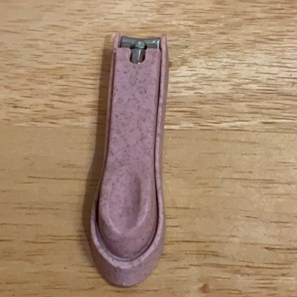 B-Pure Pink Nail Clipper - Picture 3 of 12